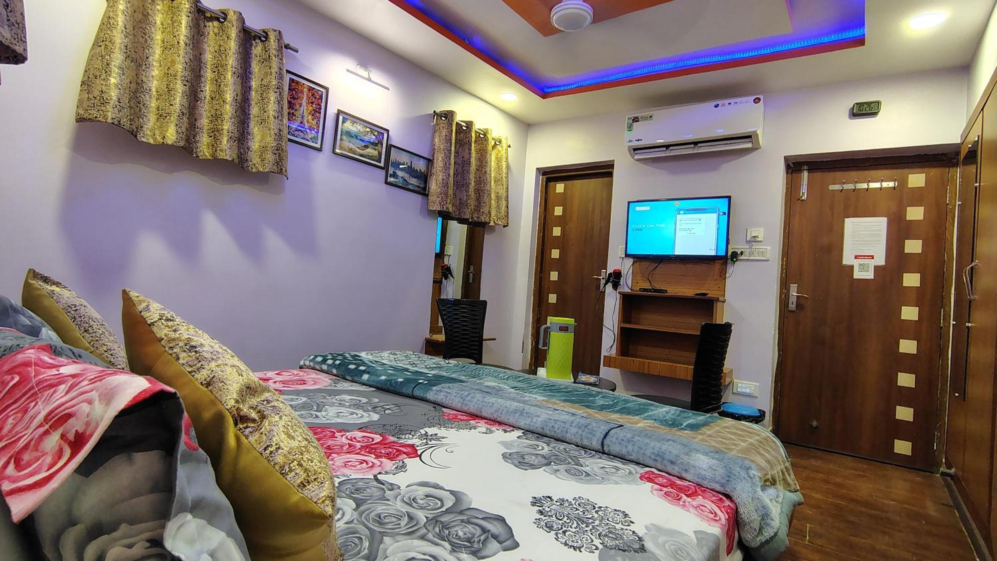 Shaleen Elegance Homestay Nakki Lake 400 Meters Ábú-hegy Kültér fotó